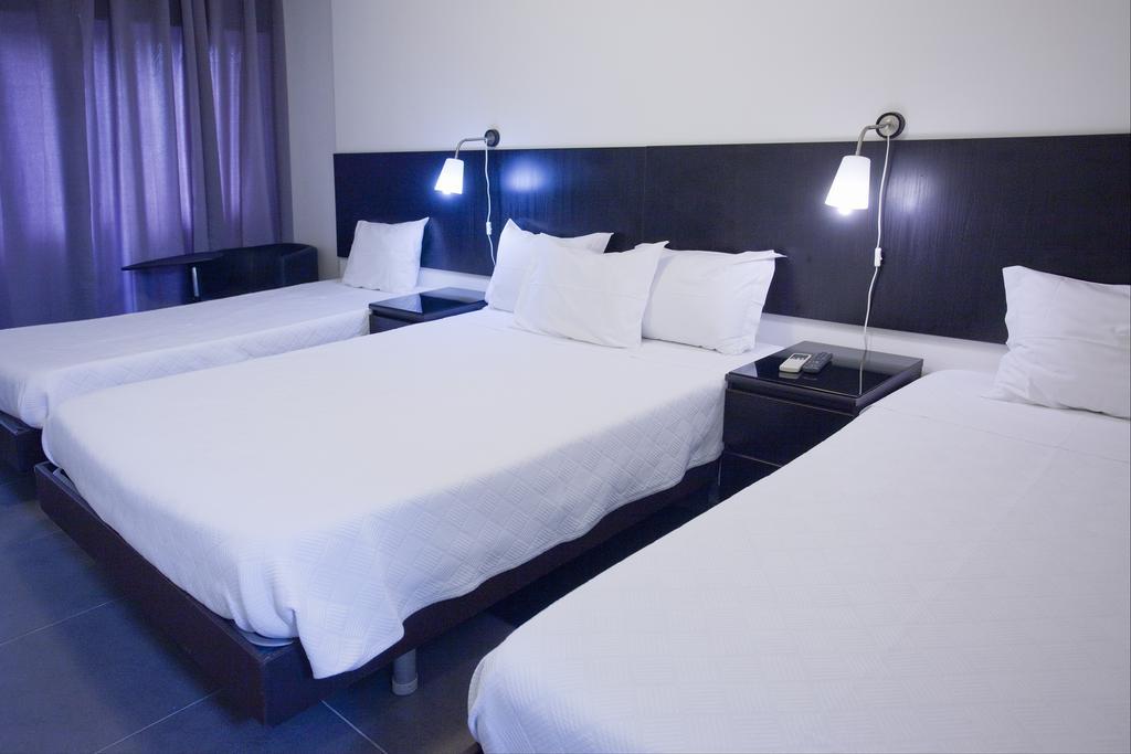 Residencial Principe Guest House บาเฮโร ภายนอก รูปภาพ